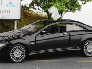 Bburago Mercedes CL550 1:32 metalni