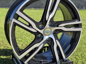 ALU FELGE VOLVO FORD 18" 19"  X8 5X108 ET45 63.4