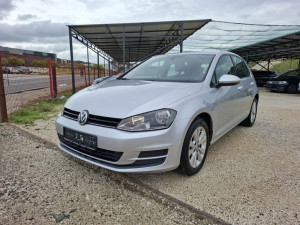 VW Golf 7 COMFORT 1,6 TDI 77 KW 2015 MODEL REGISTROVAN.