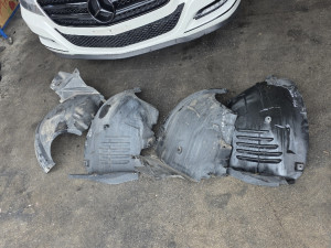 Pvc obloga tocka blatobran mercedes w218 cls 2012