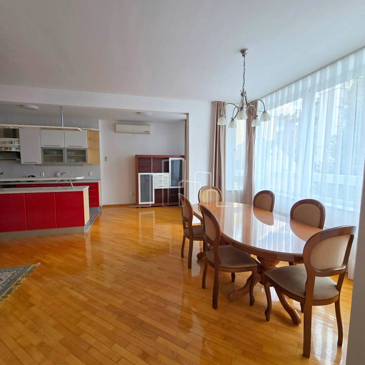 Salonski Stan 140m2 Hamdije Kreševljakovića Najam 3