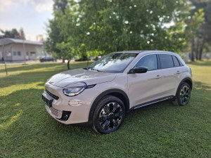 Fiat 600 Hybrid 2025 1.2 E-DCT6 MHEV 145 La Prima