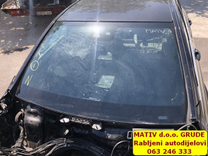 ŠAJBA PREDNJA Mercedes w205 2015