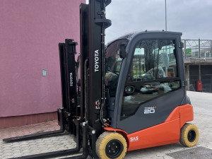 NOV VILJUŠKAR/VILIČAR TOYOTA 2 T ELEKTRO - odmah na stanju