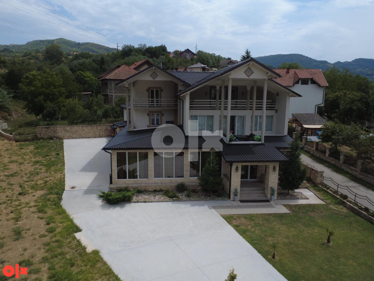 Villa Estiva - Luksuzna kuća i poslovni prostor Zenica 4