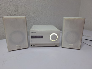 Muzicka linija PIONEER BLUETOOTH