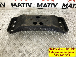 Nosač MJENJAČA Mercedes w205 220d A2052401702 2015