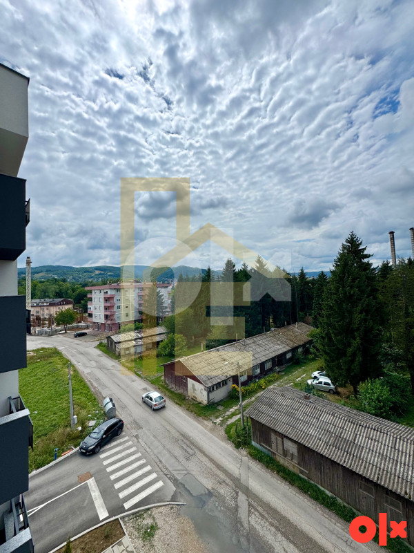 Iznajmljujemo dvosoban stan sa garažom, naselje Ada 17