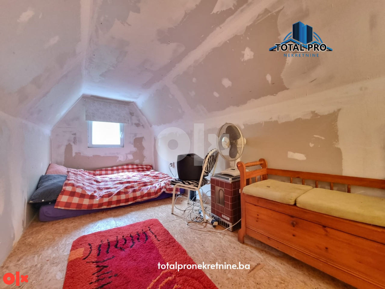 TOTAL PRO / Vikendica sa zemljištem  279 m2 / Pazarić 13