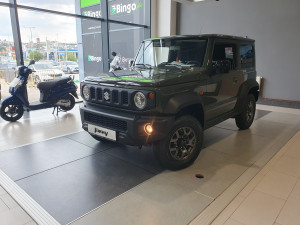 SUZUKI JIMNY 1.5b 4x4 MT5(GLX ) AC BETANIJA 033 274 401