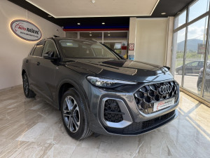 Audi Q5 2.0 TDI QUATTRO S-LINE 2025. god NOVI MODEL