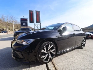 VW Golf VIII 2.0 TDI DSG7 3xR-Line FULL-LED VIRTUAL Kamera ACC