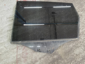 Zadnje stako vrata audi q5