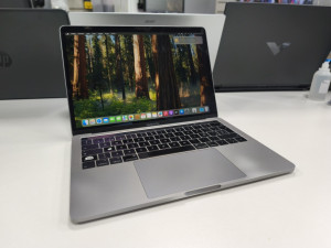 Laptop Macbook Pro A1989 2019 i5/8GB/240GB 13,3" Back2School