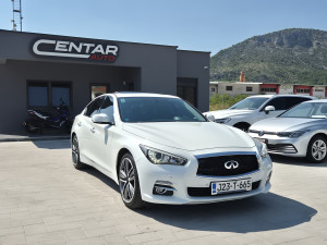 Infiniti Q50 Premium max Full oprema AUTOMATIK 2018