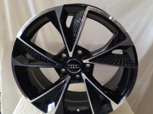 ALU FELGA FELGE 17 AUDI A3 A4 A5 A6 Q3 Q5 R17 R 17 17"