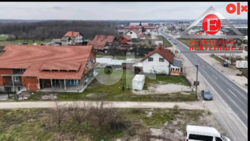 - CERIK -  objekat 444m2 u osnovi na placu od 2.503 m2 3