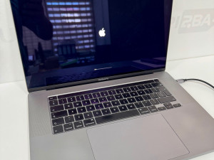 Apple MacBook Pro Late 2019  I7 2,6Ghz, 16GB ,512GB