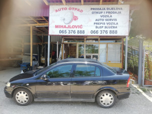 OPEL Astra G sedan 1.6 benzin 74 kw 2003 Z16XE dijelovi djelovi
