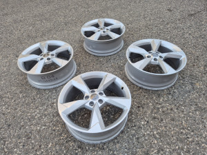 Alu felge 19 5x112 Audi Q3 83A Q4 A3 8P 8V A6 4F TT