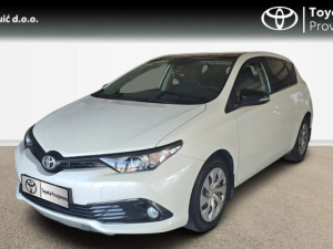 Toyota Toyota Auris 1.2T Black Edition Luna 2018