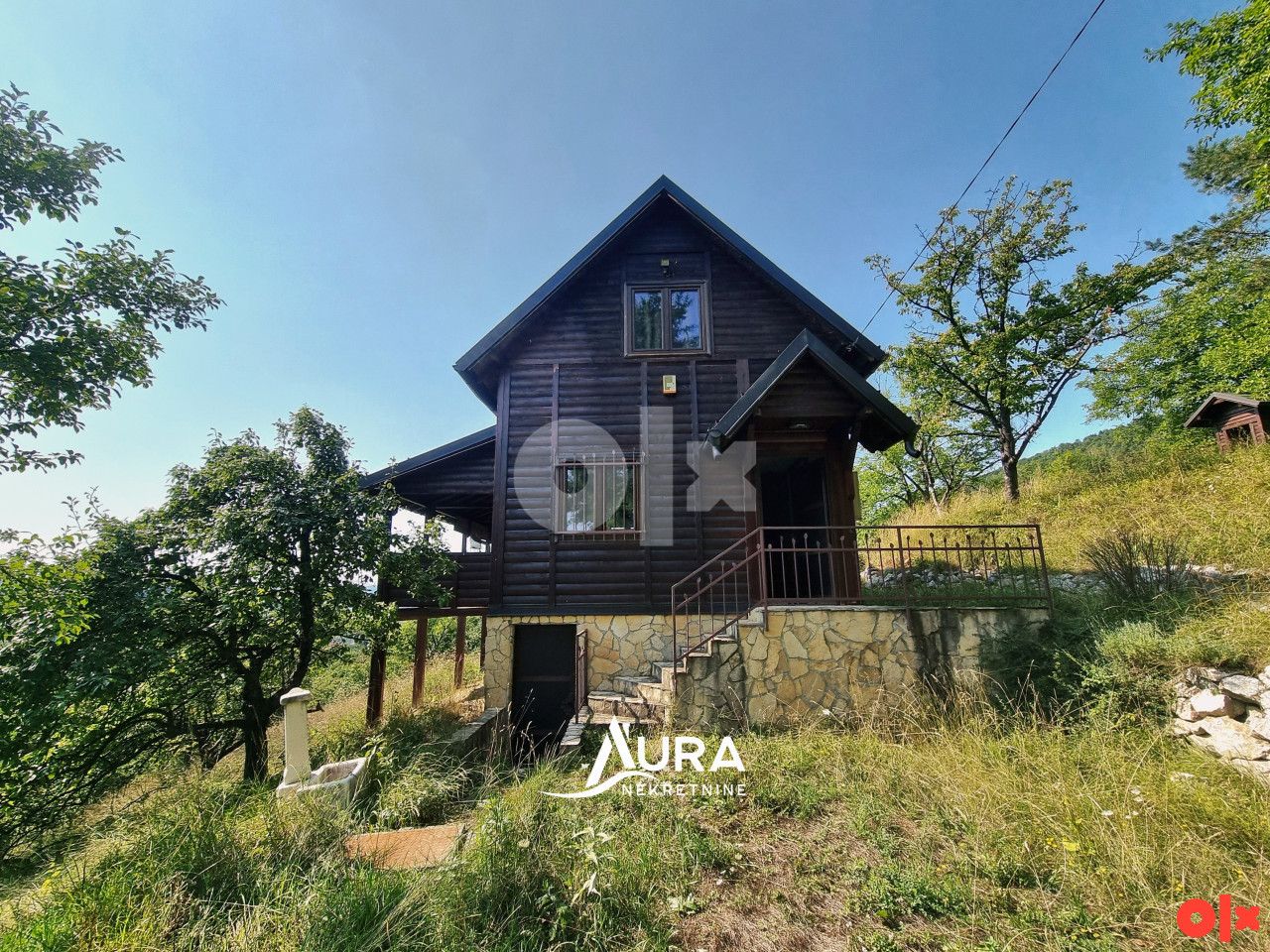 Opremljena kuća/ Vikendica / 3.200m2 / Vogošća