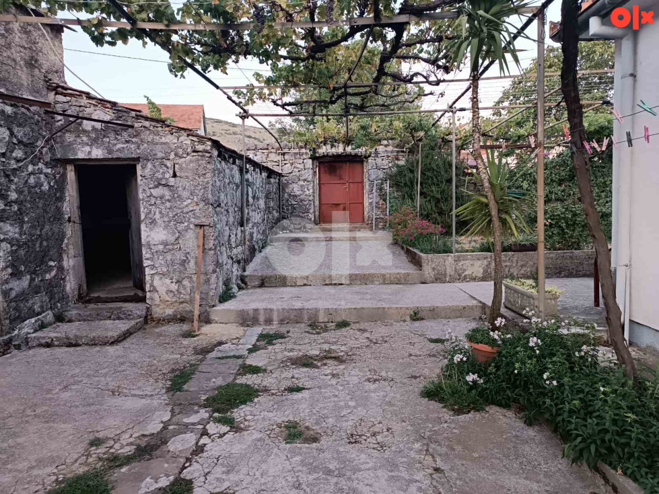 Dvije kuće Gorica Trebinje 2