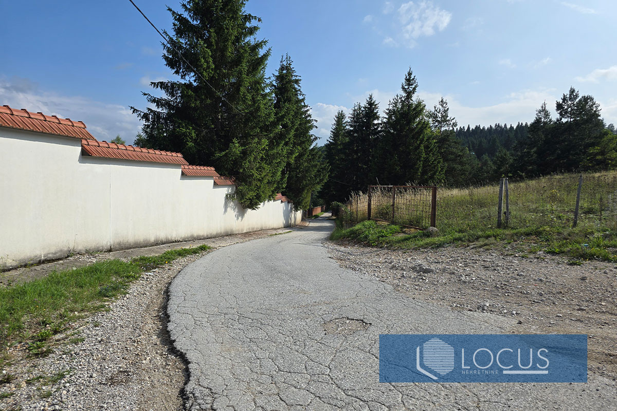 LOCUS: Zemljište 3.574m2, Šabanci, Nišići 11