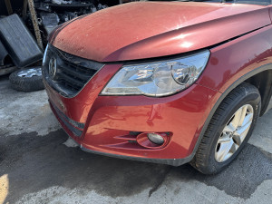 Branik hauba far blatobran Volkswagen Tiguan 2010 (fotografija 4)