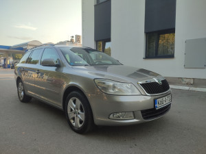 Škoda Octavia 2011god,DSG,registrovan,top stanje