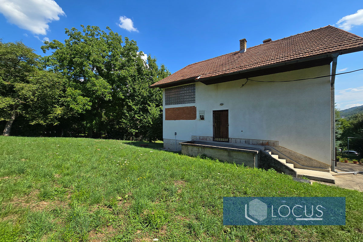 LOCUS: Kuća na parceli 6.752m2, Donja Vogošća photo 5
