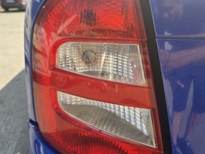 Skoda Fabia 6Y lijeva stopka