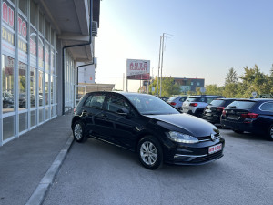 Golf 7.5 1.6 TDI 85kW 2019 godiste *parking senzori,car nett* BMT