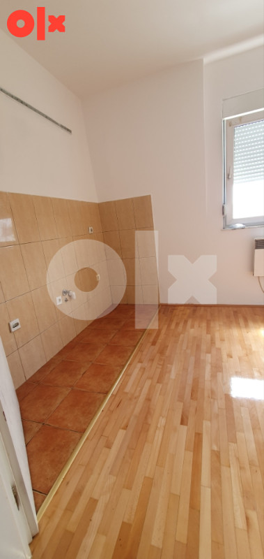 Centar, Bijeljina, V sprat, 59.5m2 4