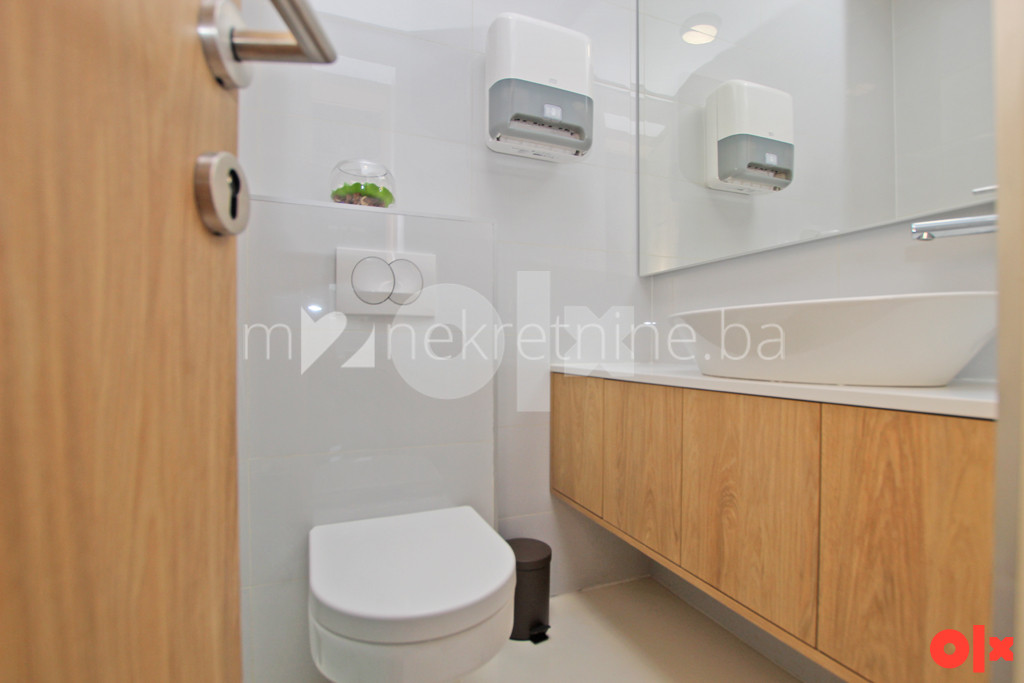 m2: Novi Grad / Otoka / Ordinacija 78m2 / 3. sprat 5