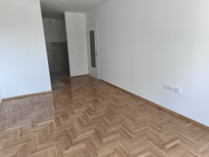 EN1352 NOV USELJIV TROSOBAN STAN 60m2 STEPE STEPANOVIĆA