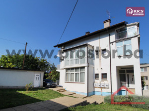 PROSTOR izdaje: Kuća sa baštom i garažom, ul. Antuna Hangija