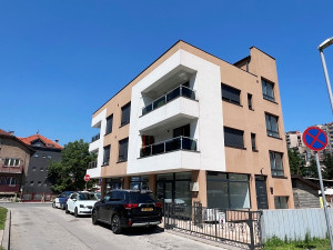 Poslovni prostor u centru grada, Zenica, IZNAJMLJIVANJE