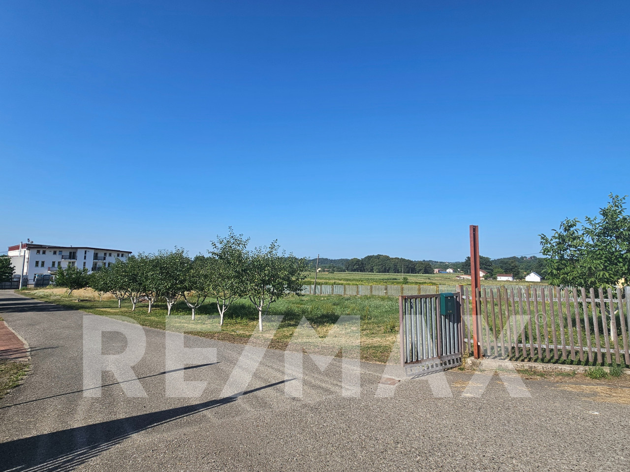 Parcela 3500m2 sa građevinskom dozvolom za halu