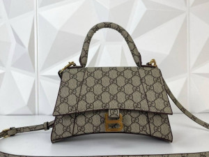 Torbica Gucci Balenciaga The Hacker