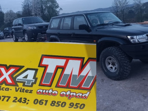 Rucna nissan terrano qashqai x trail discovery land rover korando