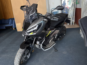 HONDA X-ADV