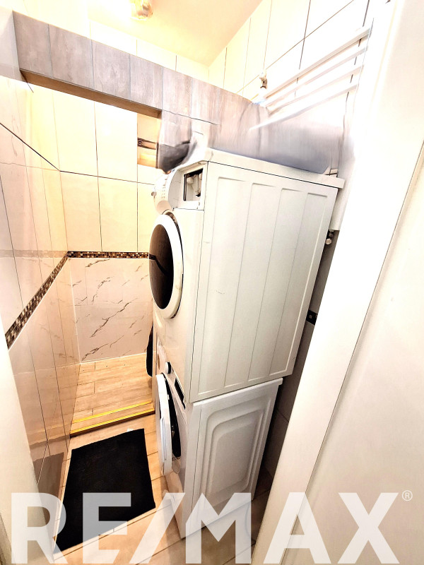 Odličan namješten  dvosoban stan  -Borik- 52m2 8