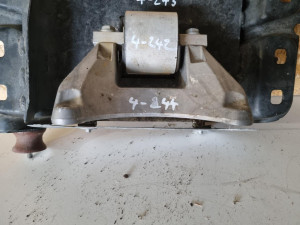 A2052420340 NOSAČ NOSAČA MJENJAČA MERCEDES S KLASA W222 > 17-
