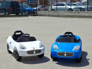 Auto na akumulator