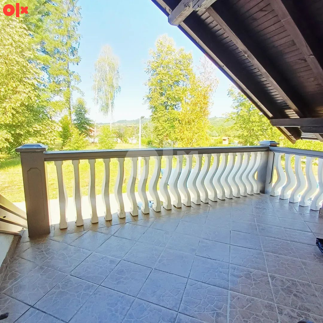 Kuća Knežica 150m2, centralno, nov krov, ODMAH USELJIVA 6