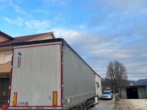 Schmitz Cargobull Mega Varios 2016 godina REZERVISANO