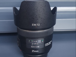 Canon EF 35mm f/2 IS USM