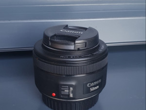 Canon EF 50mm f/1.8 STM