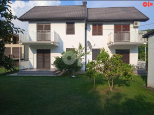 POČITELJ ,KUĆA UZ NERETVU, 900 m2 PLACA photo 1